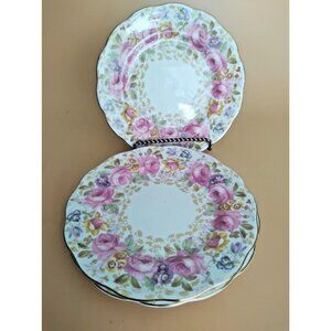 Royal Albert  Set of 4 Bread Plates 6 1/4" Serena Pattern (Thin Gold Trim)